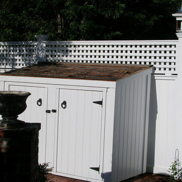 Garbage Enclosure & Premium 6' Northern White Cedar Fence & Gate