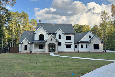 Cottage exterior home photo in Atlanta