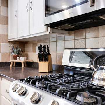 Chalet Dr - Decorating Project