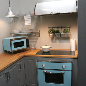 Big Chill Retro Microwave