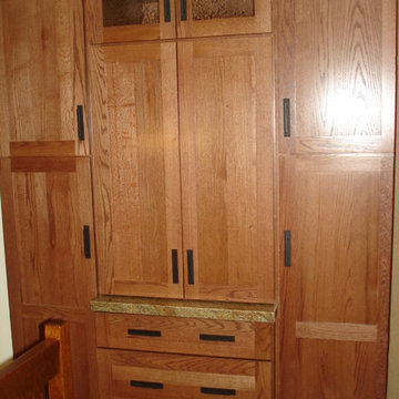 Oak Shaker Cabinets