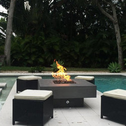 Fire tables - Outdoor Fireplaces