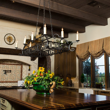 lake club home