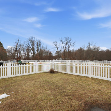 555 Wall Street, Hebron, CT 06248