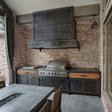 Outdoor Kitchen