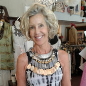 Julie Johnson's photo