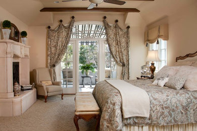 Example of a classic bedroom design in Raleigh