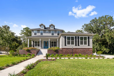 Inspiration for a modern home design remodel in Orlando