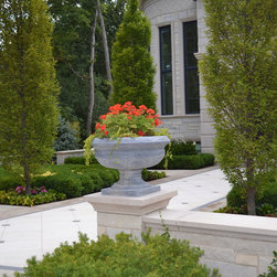 Solid Stone Planters and Urns - Garden Statues And Yard Art