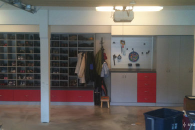 Bellevue Garage Shoe Storage and Work Area