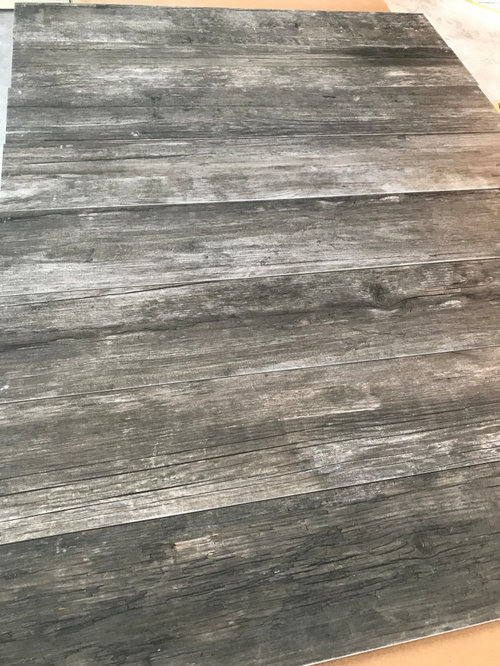 Black or gold kitchen hardware?