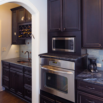 Large Traditional Kosher  Kitchen