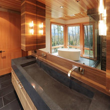 Sassafras bathroom