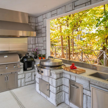 Outdoor Kitchen Featuring Evo Grill