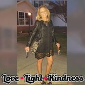 Amanda Logue's photo