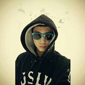 Eric Lau's photo