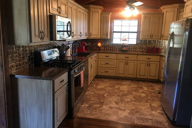 Home design - traditional home design idea in Dallas