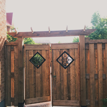 PT Brown Air Flow Fence with Multi-House in Mississauga