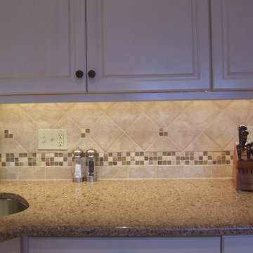 Traditional White Kitchen Remodel in Montgomery, OH