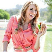 Whitney Bond's photo
