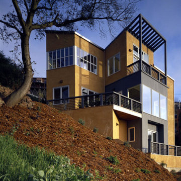 Alvarado Road Residence