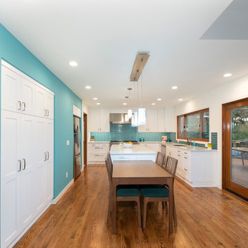 Luxurious Kitchen Remodel with Chef's range