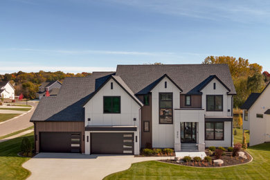 Example of a minimalist exterior home design in Minneapolis