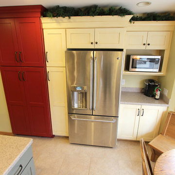 Transitional Kitchen Multicolor Cabinets ~ Wadsworth OH