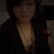 Lily Maos foto