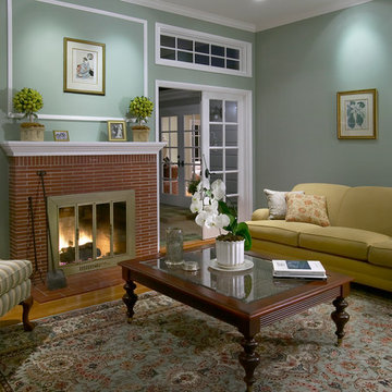 Family Friendly Colonial Revival