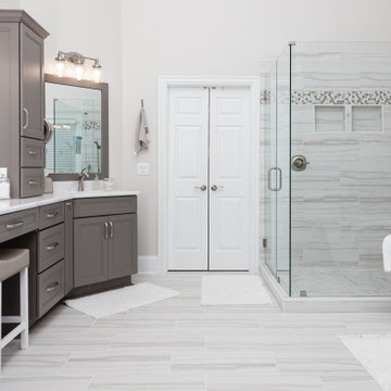 Serpentino Blanco Master Bathroom
