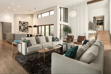 Living room photo in Houston