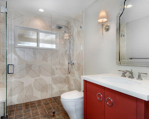 Landhausstil Badezimmer mit roten Schränken Ideen, Design & Bilder | Houzz