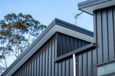Mount Keira Duplex