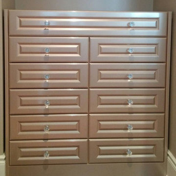 Profile E Cabinets in Shimmer Bright