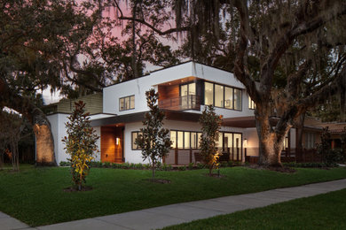Contemporary exterior home idea in Tampa