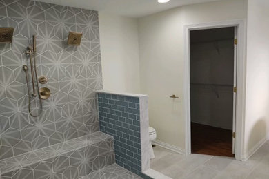 Bathroom photo in Cincinnati