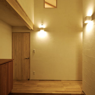 鹿屋の家|大きい三角屋根と小さい三角屋根|縁側のある空間