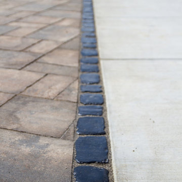 Valparaiso Pool Surround