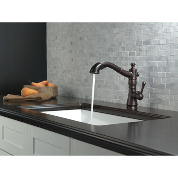 Delta Cassidy Single Handle Pull-Out Kitchen Faucet, Venetian Bronze