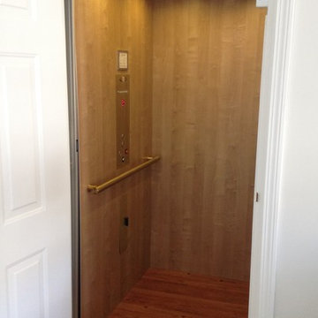 Traditional Style Residential Elevator with Brass Fixtures