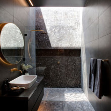 Bathrooms Surfers