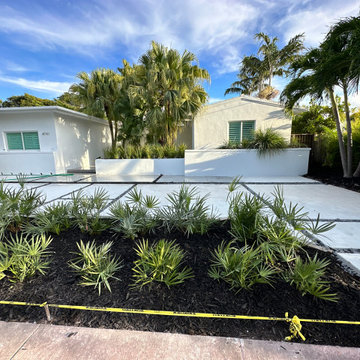 Alton Rd - Modern touch - Designer Concrete Slabs and Hardscape LIghting