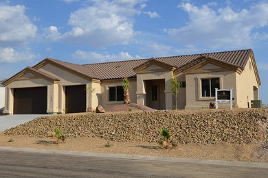 Example of a southwest exterior home design in Las Vegas