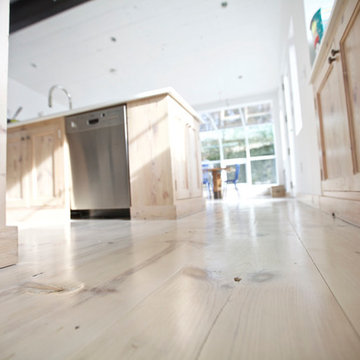 White washed Pine floors