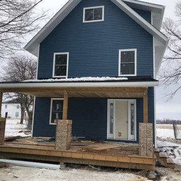 Kaycan Cabot blue country vinyl siding project in Caledon