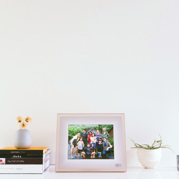 Aura Frames Lifestyle Photos