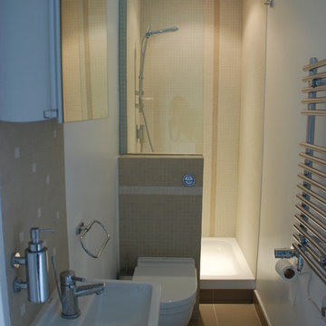 Bijou and Compact Ensuite