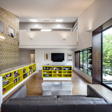 HOUSE 1700