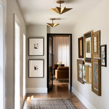 Art-filled Ranch on Natural Bridge